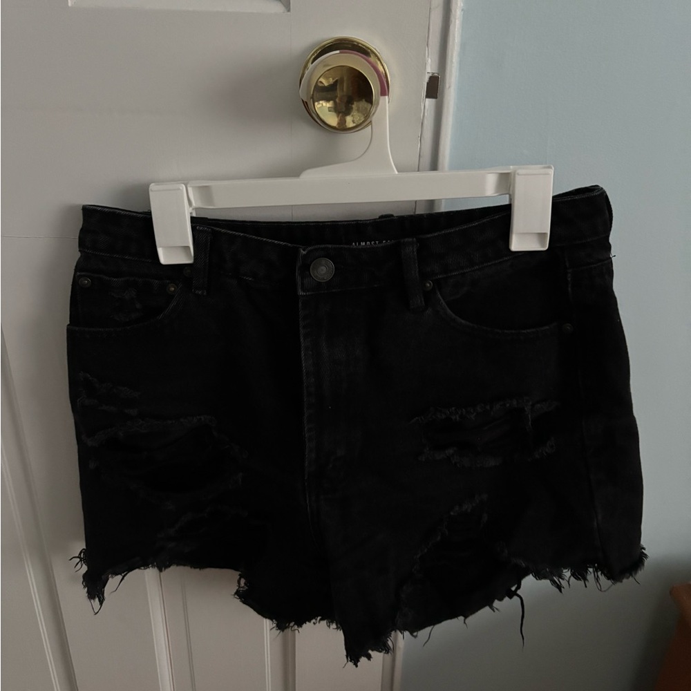 Almost Famous Black Distressed Jean Shorts
